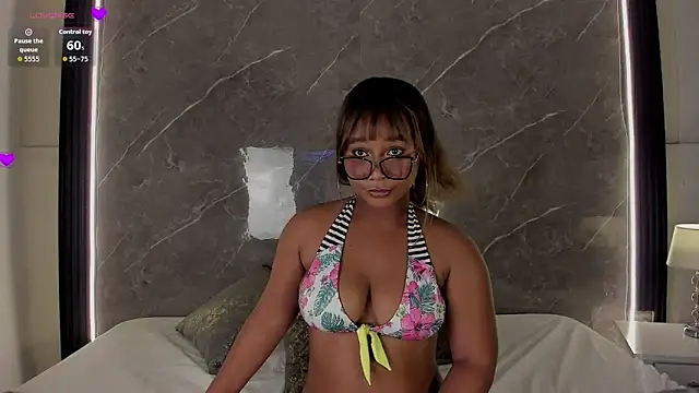 Snapshot of RachellEbony chatting on May 2026 12:56:01 PM RachellEbony online show from May 2026 12:56:01 PM