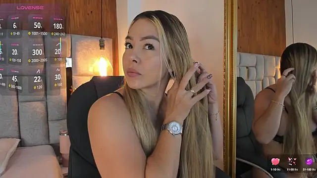 Snapshot of Saori_newman chatting on September 2025 11:25:01 AM Saori newman online show from September 2025 11:25:01 AM