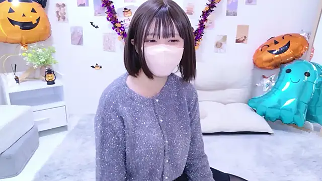 Snapshot of aki_zzz chatting on October 2025 12:31:01 PM aki zzz online show from October 2025 12:31:01 PM