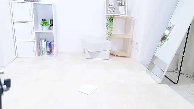 Snapshot of aki_zzz chatting on November 2025 06:55:01 AM aki zzz online show from November 2025 06:55:01 AM