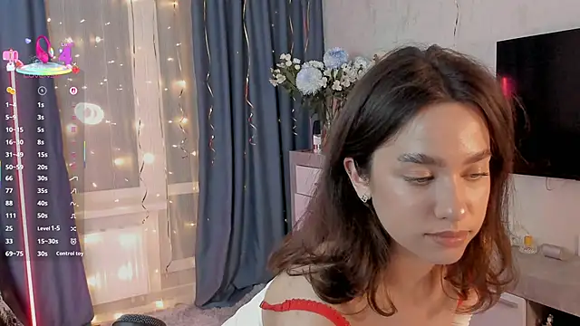 Snapshot of EmeliaReaper chatting on March 2025 02:15:02 AM EmeliaReaper online show from March 2025 02:15:02 AM