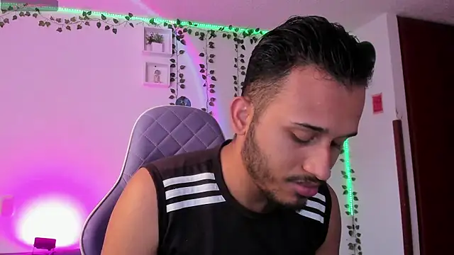 Raf brunette online show from January 2025 12:26:01 PM