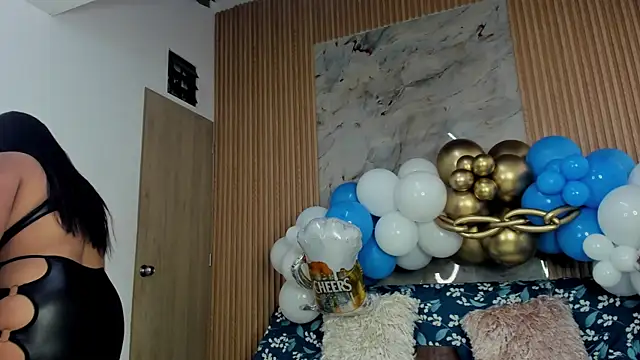 Any topless online show from October 2025 11:07:01 AM