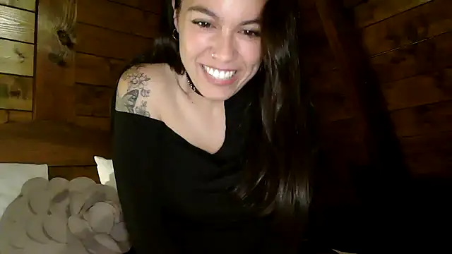 AmaraBella69 online show from December 2024 11:23:02 PM
