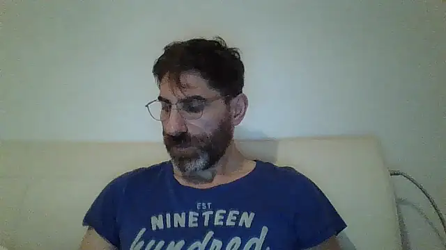 Snapshot of alcatraz009 chatting on December 2024 08:54:02 PM alcatraz009 online show from December 2024 08:54:02 PM