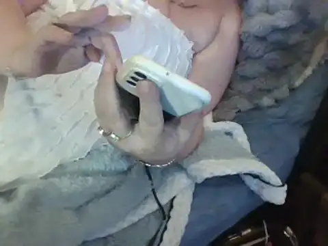 housewife shantie online show from March 2025 07:33:02 AM