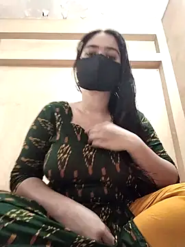 Magical Girl- online show from November 2025 04:48:01 AM