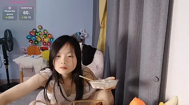 Lena-yyds online show from March 2025 04:57:02 AM