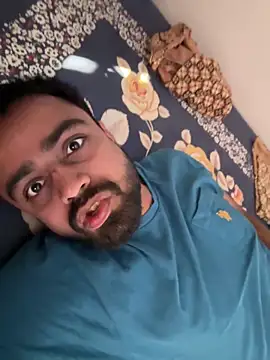 Snapshot of Indiangujjucpl chatting on October 2025 04:23:02 AM Indiangujjucpl online show from October 2025 04:23:02 AM