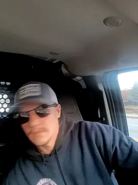 ChuckyyDee online show from December 2024 12:18:02 PM