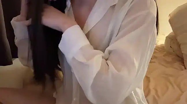 yuyum651 online show from December 2024 12:28:01 PM