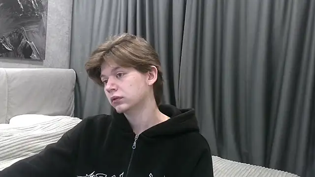 W N G S online show from October 2025 03:15:02 AM