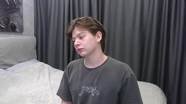 W N G S online show from October 2025 06:51:01 PM