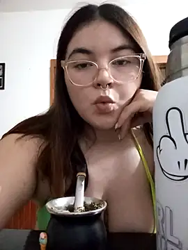 Snapshot of fresitaju chatting on November 2025 11:02:01 PM fresitaju online show from November 2025 11:02:01 PM