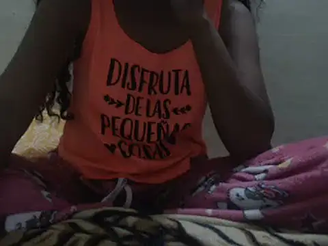 Snapshot of Nolimtslove chatting on December 2024 07:23:01 PM Nolimtslove online show from December 2024 07:23:01 PM