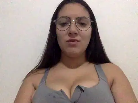 Snapshot of xBubblyBarbiexx chatting on May 2026 03:14:01 AM xBubblyBarbiexx online show from May 2026 03:14:01 AM