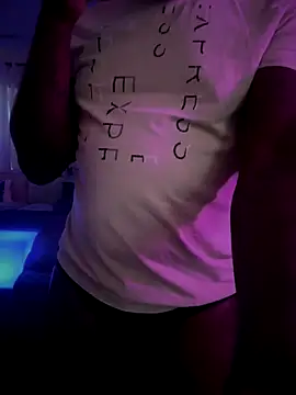 Snapshot of Bignc chatting on October 2025 06:09:01 PM Bignc online show from October 2025 06:09:01 PM