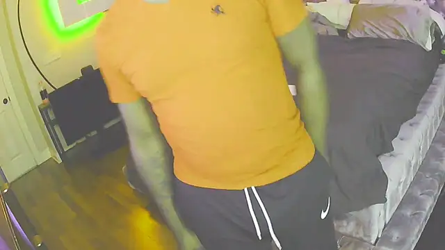 Snapshot of Bignc chatting on November 2025 09:13:02 PM Bignc online show from November 2025 09:13:02 PM