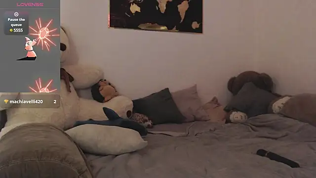 Snapshot of juicy_mystery chatting on February 2025 08:53:02 PM juicy mystery online show from February 2025 08:53:02 PM