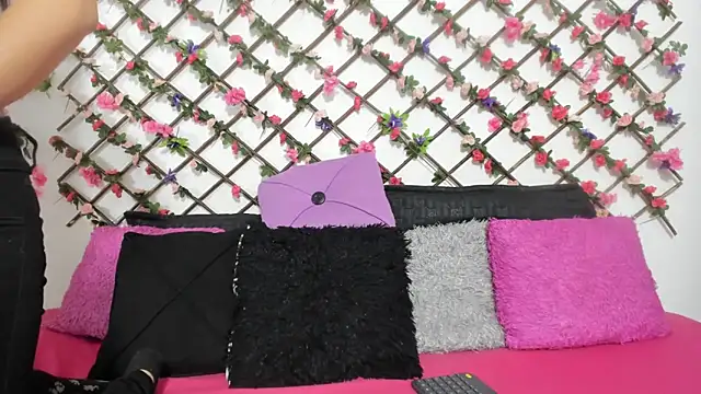 abby eemily online show from March 2025 12:20:01 PM