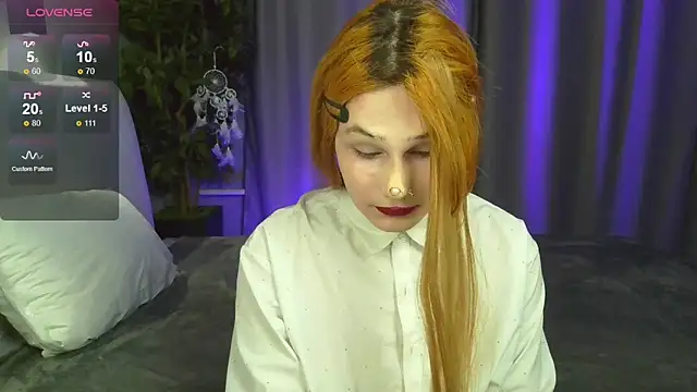 Snapshot of Kleo_Godde chatting on February 2025 08:10:01 PM Kleo Godde online show from February 2025 08:10:01 PM