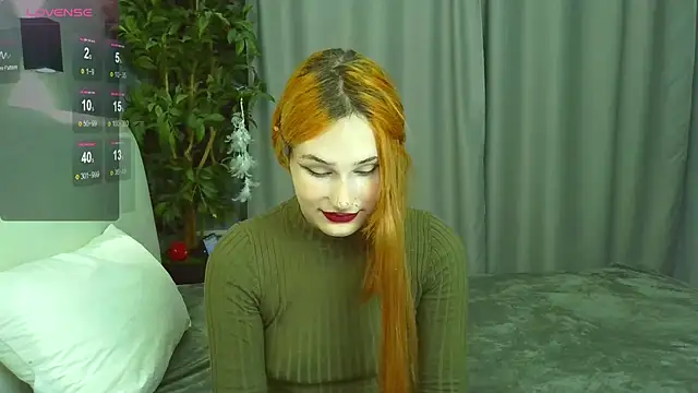 Snapshot of Kleo_Godde chatting on February 2025 09:46:01 PM Kleo Godde online show from February 2025 09:46:01 PM