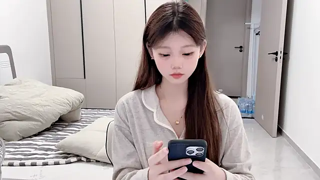 Snapshot of yangyang-1115 chatting on September 2025 01:10:01 PM yangyang-1115 online show from September 2025 01:10:01 PM