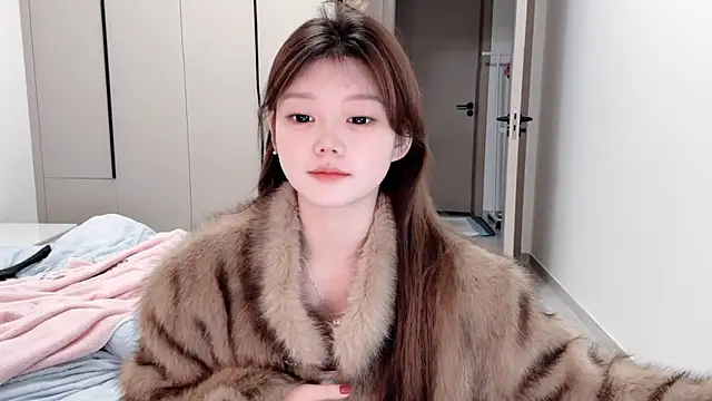 Snapshot of yangyang-1115 chatting on October 2025 05:26:02 AM yangyang-1115 online show from October 2025 05:26:02 AM