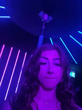 Snapshot of badlills201 chatting on February 2025 09:47:01 PM badlills201 online show from February 2025 09:47:01 PM