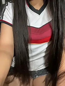 Velyn 18 online show from March 2026 02:28:02 AM