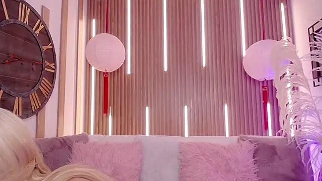 Aniie Doll online show from January 2026 08:36:02 PM