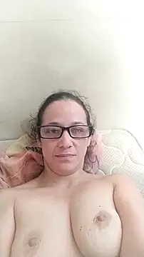 nicolle milf1978 online show from November 2025 01:33:02 PM