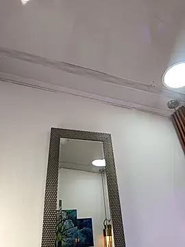 Noah Xitruxx online show from October 2025 01:20:01 PM