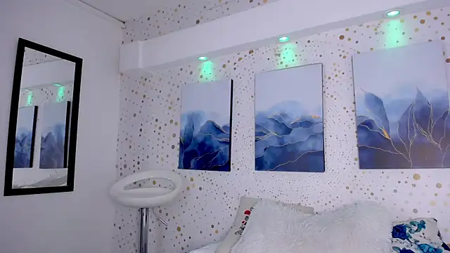 Noah Xitruxx online show from November 2025 12:49:02 PM