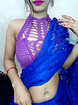 xpihu online show from February 2025 06:59:02 PM