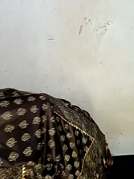 xpihu online show from October 2025 06:41:02 PM