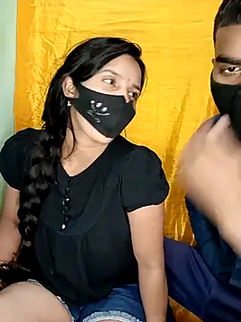 Suhani512 online show from February 2026 05:44:02 AM