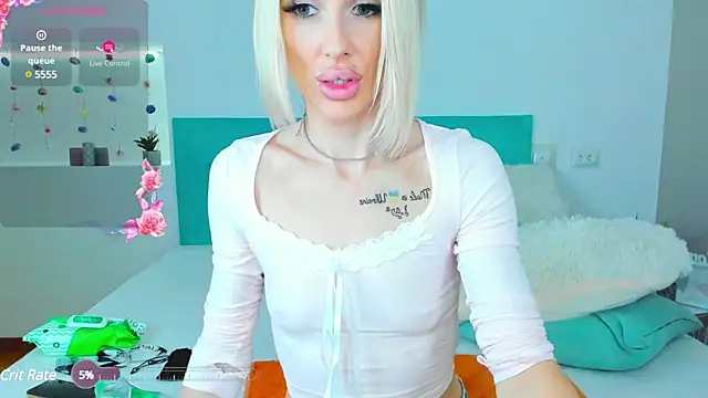 Snapshot of Lana_kitty__ chatting on December 2024 12:05:02 AM Lana kitty online show from December 2024 12:05:02 AM
