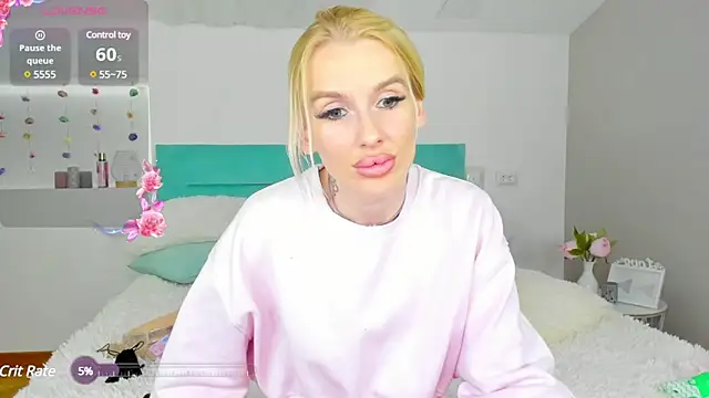 Snapshot of Lana_kitty__ chatting on January 2025 03:05:01 AM Lana kitty online show from January 2025 03:05:01 AM