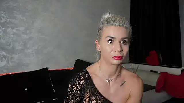 SquirtyFit Devil online show from January 2025 01:20:01 AM