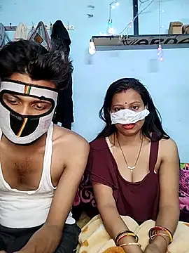 Snapshot of riyagupta5 chatting on November 2025 05:35:02 PM riyagupta5 online show from November 2025 05:35:02 PM