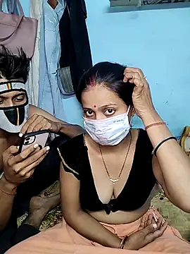 Snapshot of riyagupta5 chatting on November 2025 05:23:01 PM riyagupta5 online show from November 2025 05:23:01 PM