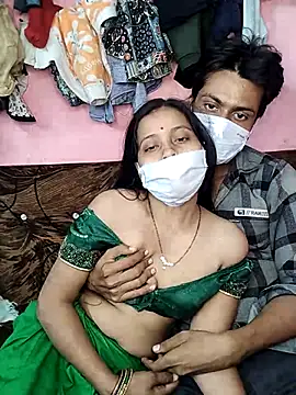 Snapshot of riyagupta5 chatting on November 2025 04:40:01 PM riyagupta5 online show from November 2025 04:40:01 PM