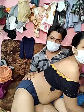 Snapshot of riyagupta5 chatting on November 2025 04:51:01 PM riyagupta5 online show from November 2025 04:51:01 PM