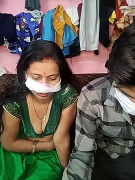 Snapshot of riyagupta5 chatting on November 2025 04:40:02 PM riyagupta5 online show from November 2025 04:40:02 PM