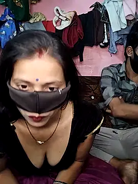 Snapshot of riyagupta5 chatting on November 2025 09:01:02 AM riyagupta5 online show from November 2025 09:01:02 AM