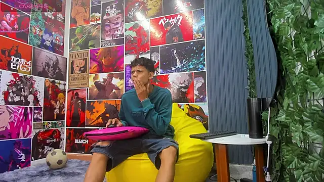 Snapshot of Jeffry_wolvess chatting on December 2024 11:42:02 AM Jeffry wolvess online show from December 2024 11:42:02 AM