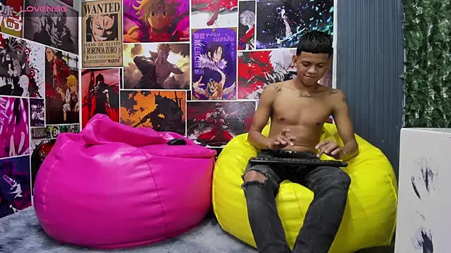 Snapshot of Jeffry_wolvess chatting on February 2025 03:34:02 AM Jeffry wolvess online show from February 2025 03:34:02 AM