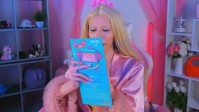 Snapshot of PamelamyDreamys chatting on September 2025 04:43:02 PM PamelamyDreamys online show from September 2025 04:43:02 PM