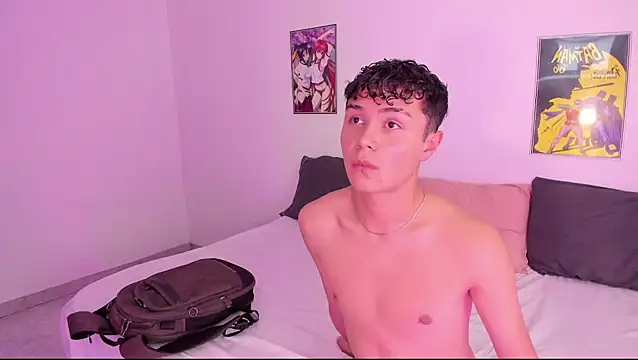 crushnier online show from December 2024 06:16:01 PM